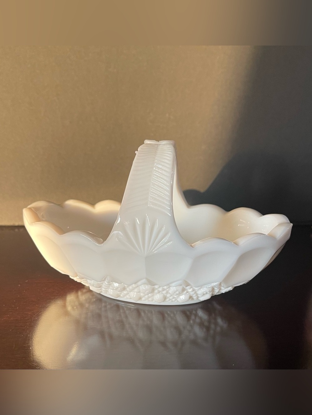 Kemple White Scalloped Milk Glass Serving Basket with Open Handle